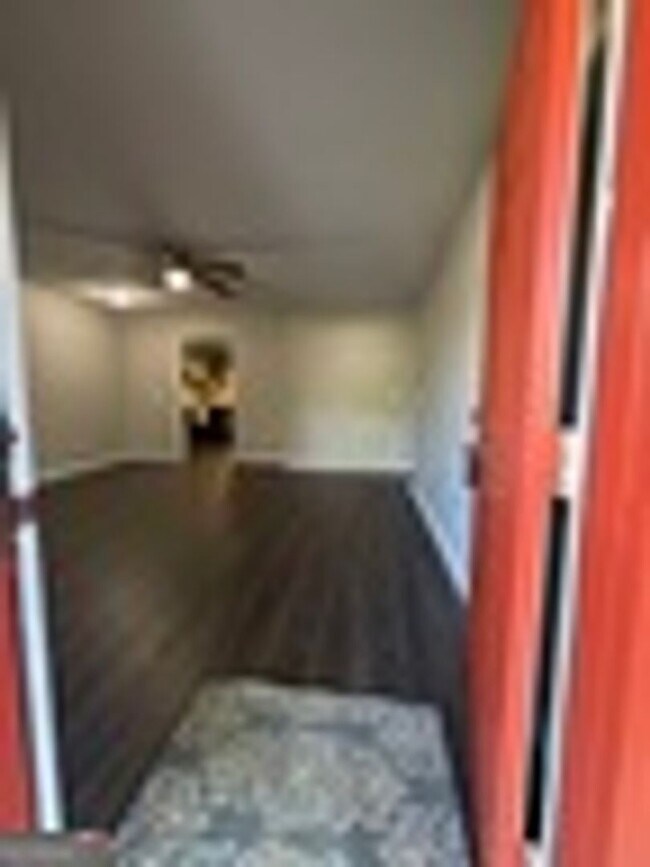 Building Photo - 73 Talbot Ct