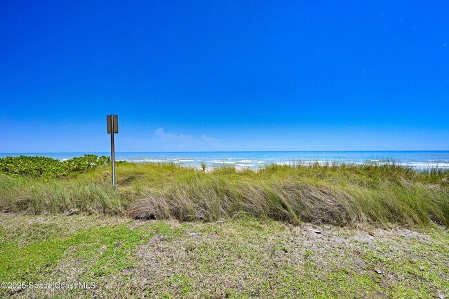 Building Photo - 199 Jimmy Buffett Mem Hwy
