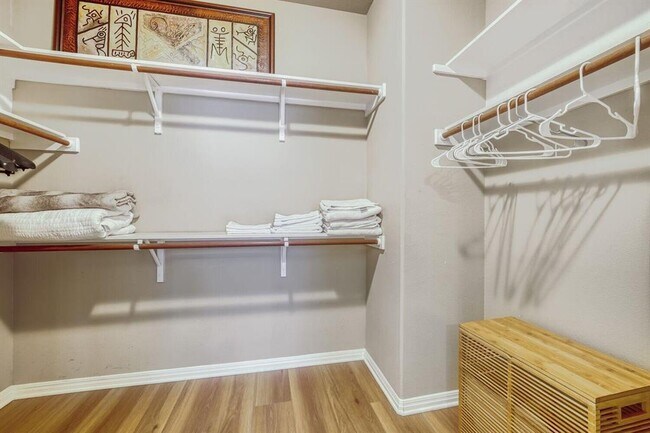 Building Photo - 1009 Taulbee Ln