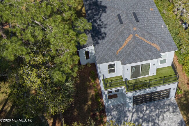 Building Photo - 5631 Heckscher Dr