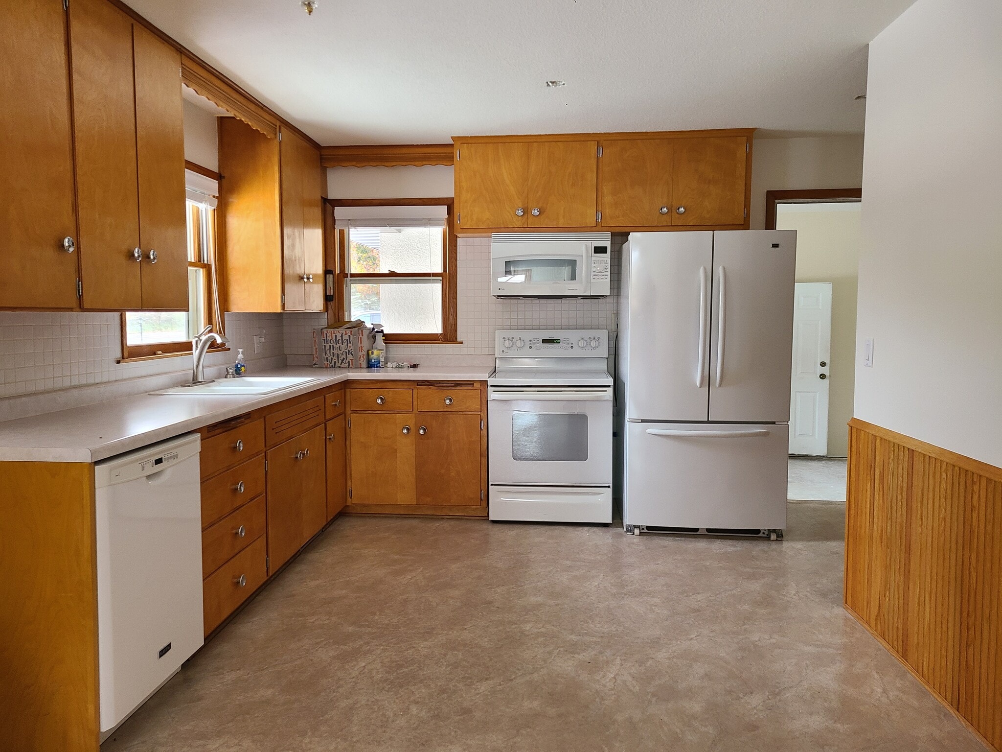 Kitchen - 1397 County Road SS