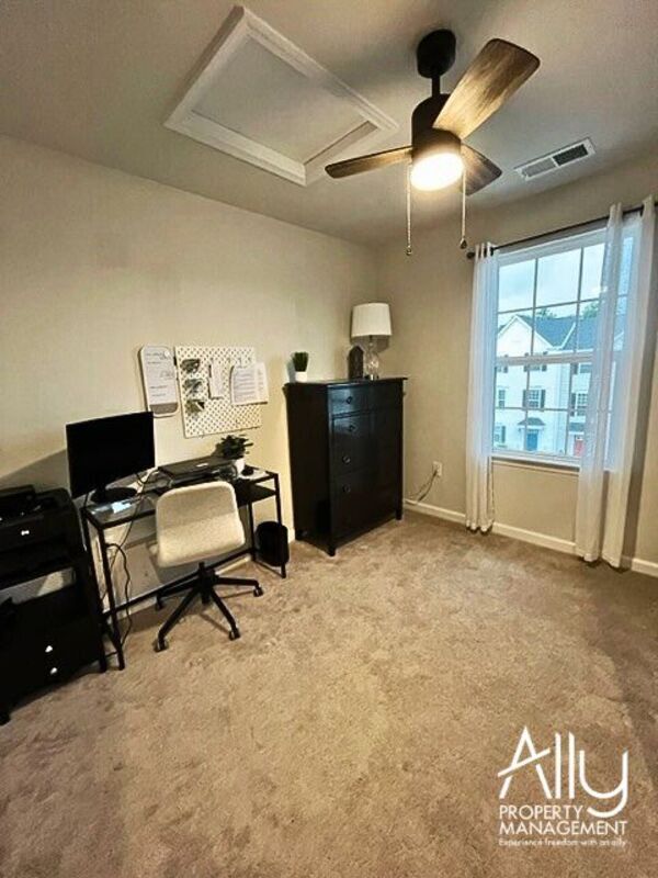 Building Photo - 2424 Pocoson Wood Ct