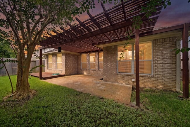 Building Photo - 1631 Crescent Shores Ln