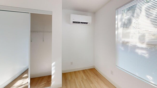 Bedroom - 815 Brown St