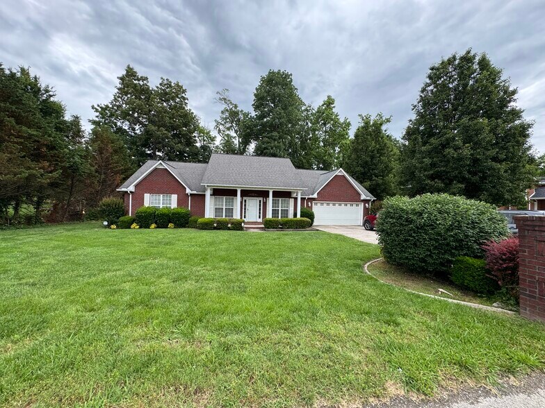 Primary Photo - 224 Brookside Dr