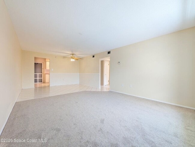 Building Photo - 190 E Olmstead Dr