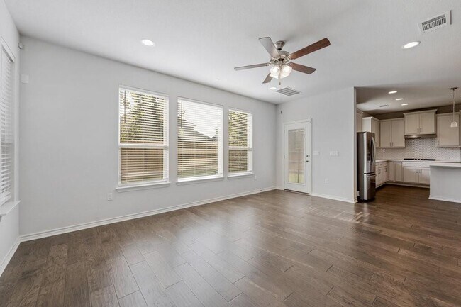Building Photo - 14410 McCoy Lp
