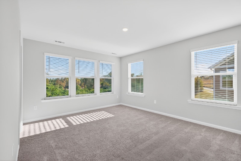 Building Photo - 331 Chesapeake Cmns St