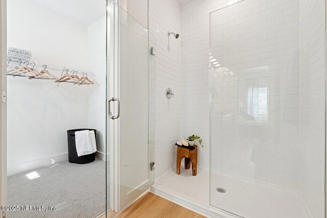 Building Photo - 3730 Dupont Ave