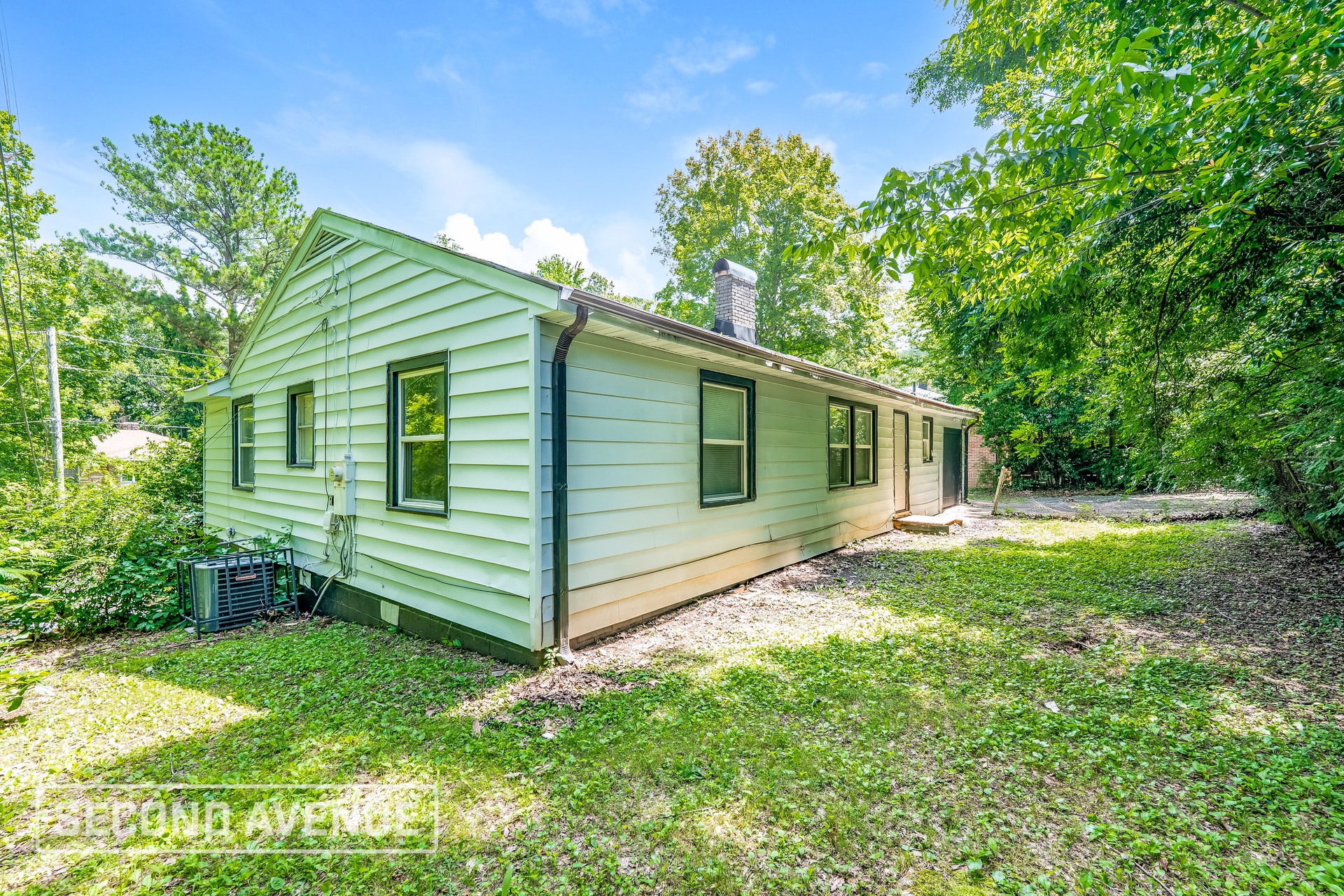 Building Photo - 844 Vanderbilt St