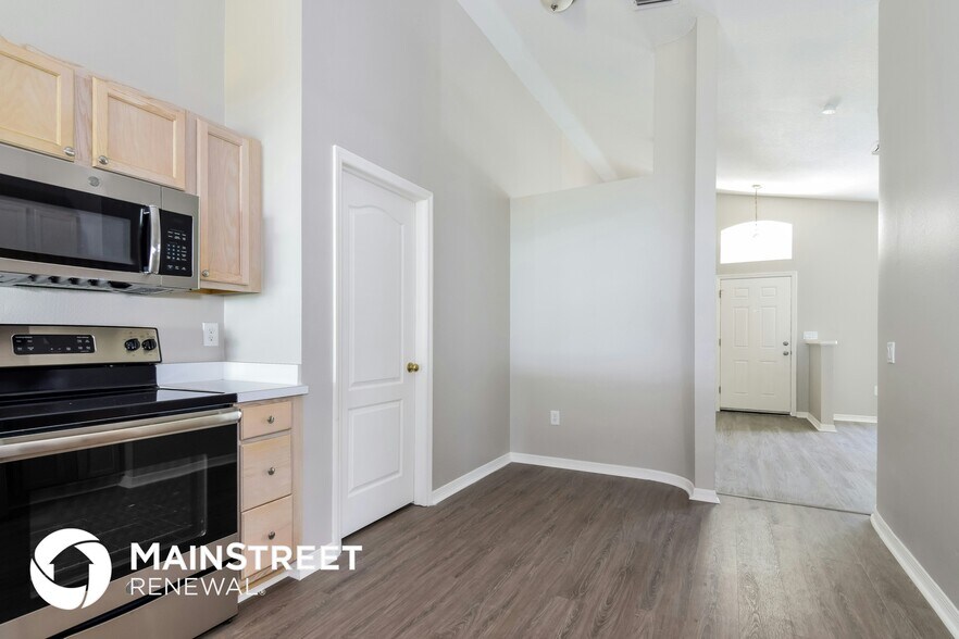 Building Photo - 3232 Fremont Ct