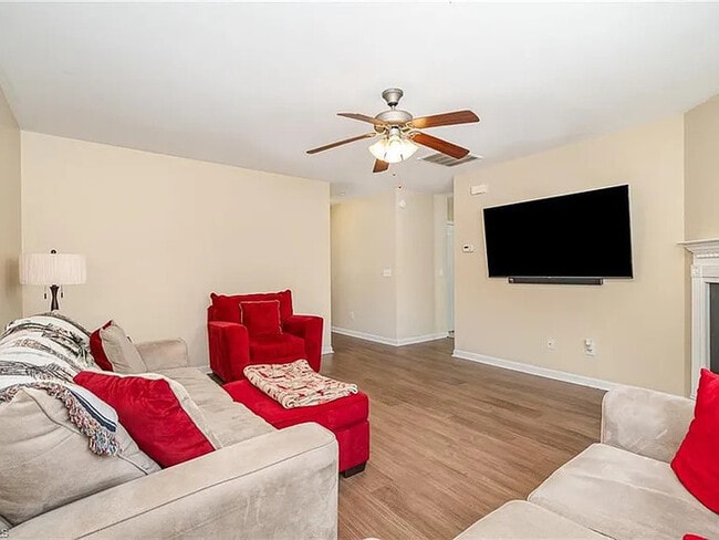 Building Photo - Build Equity While Leasing - Lease to Own