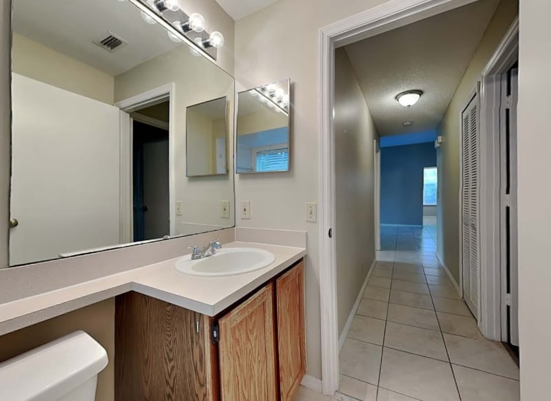 Building Photo - 9914 Cross Pine Ct
