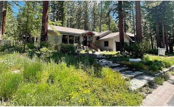 Building Photo - Nice house available now!