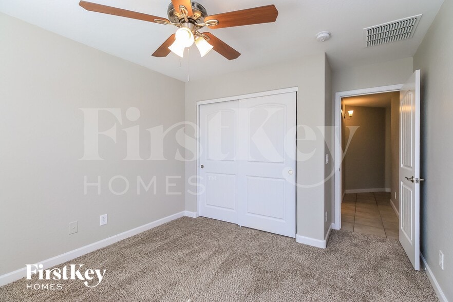 Building Photo - 4604 E Jadeite Dr