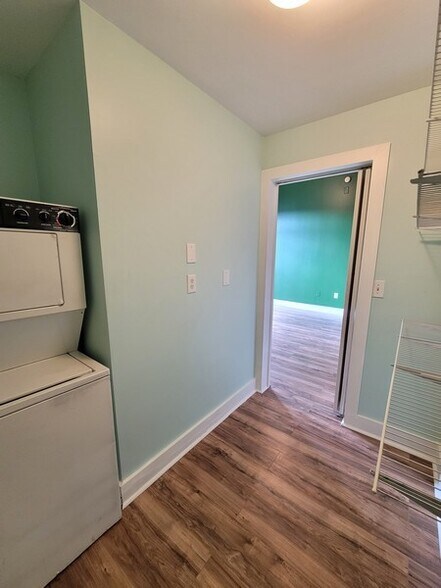 Building Photo - 502 Pryor St SW