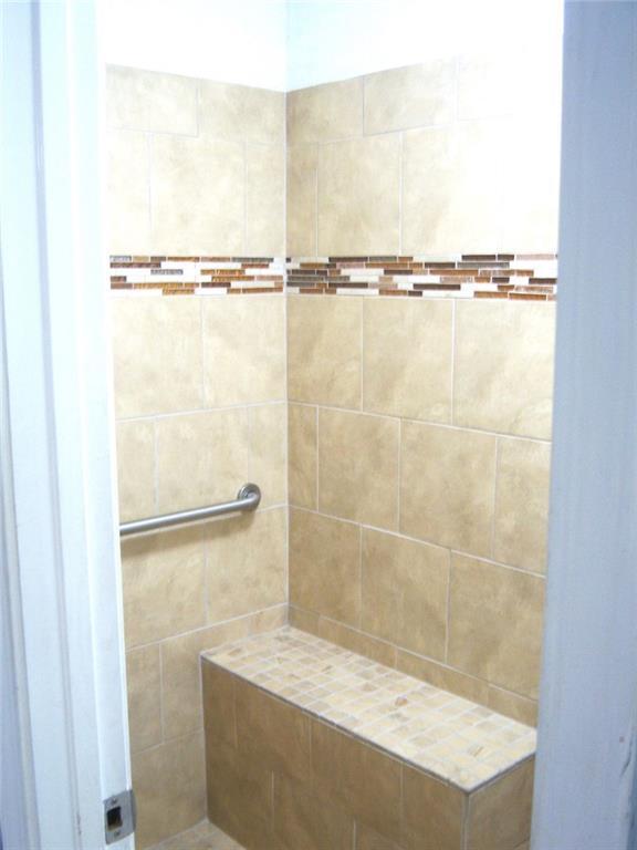 Building Photo - 760 Coventry Township Pl