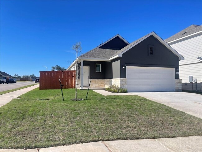 Primary Photo - 544 Bauer Lp