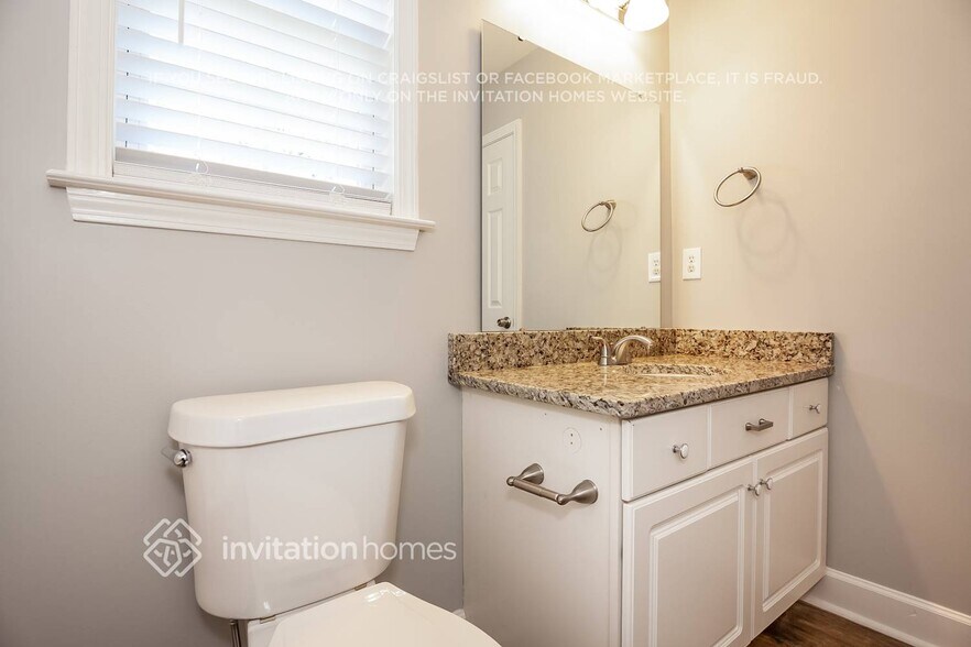 Building Photo - 2713 Black Cherry Dr