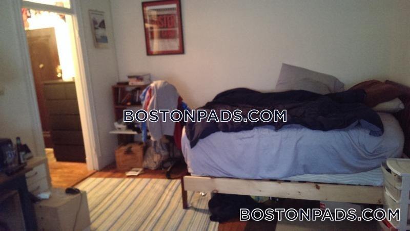 Building Photo - 1197 Boylston St