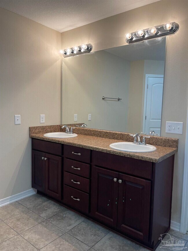 Building Photo - 3526 Jubilee Dr