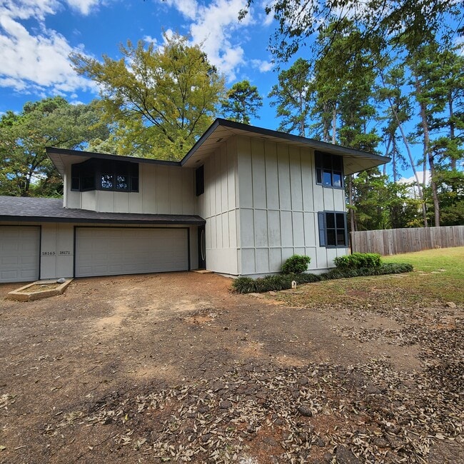 Primary Photo - 18171 Meandering Way