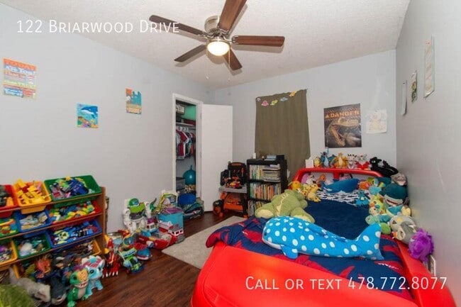 Building Photo - 122 Briarwood Dr