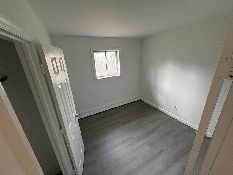 Building Photo - 14 Classon Ave