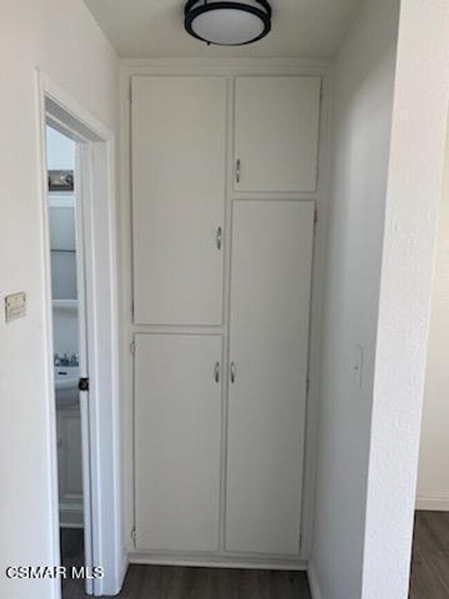 Building Photo - Affordable and Charming 1 bedroom / 1 bathroom apartmen