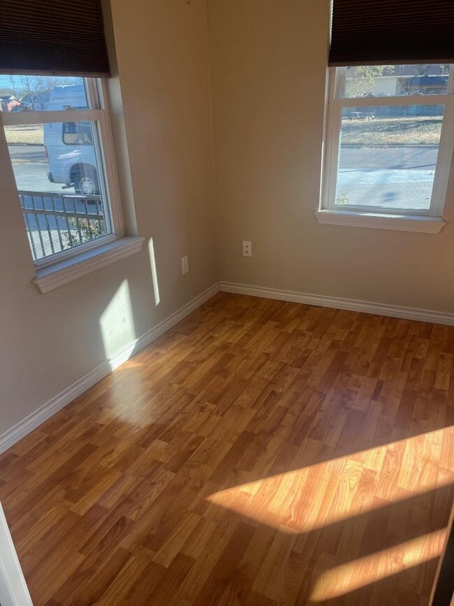 Building Photo - 510 Walnut Ave