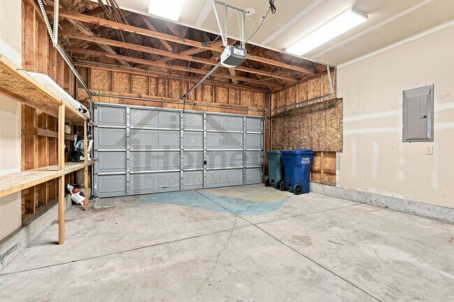 Building Photo - 7533 N Winter View Dr