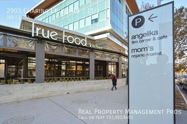 Building Photo - 2903 Charing Cross Rd