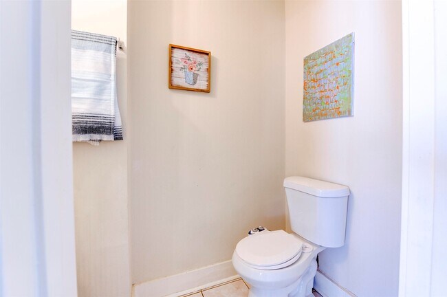 Building Photo - 3818 E Traditions Ct