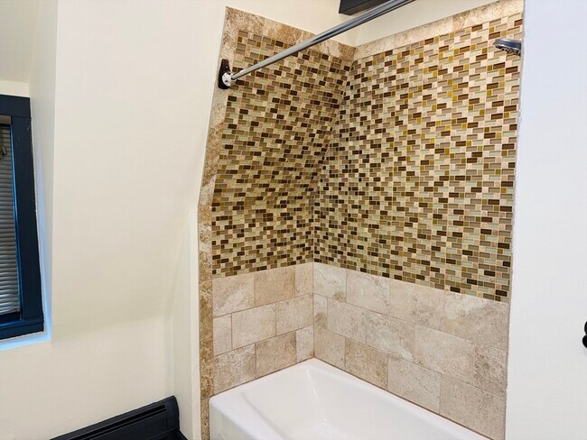 Building Photo - 125 Essex St