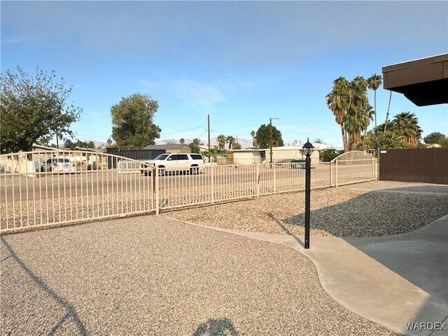 Building Photo - 7916 Center St