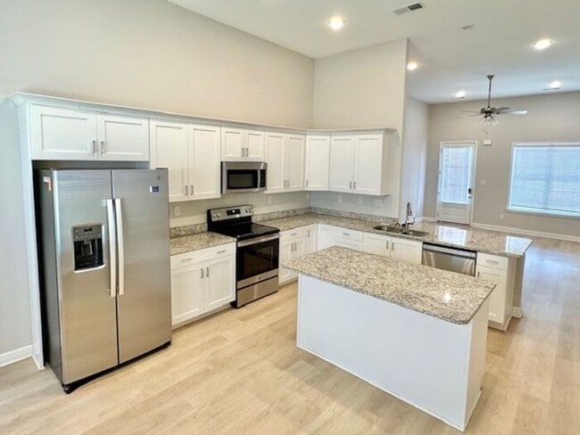 Building Photo - Now Leasing in Millington @ Winstone. 5 Bedroom 3 Bath Available Now!