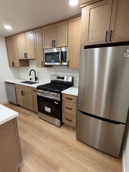 Building Photo - 361 Wisconsin Ave