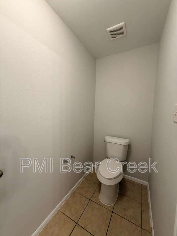 Building Photo - 6407 Waldron Dr
