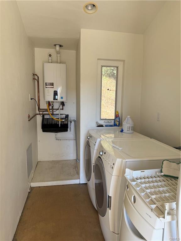 Building Photo - 1761 Deerhill Trail