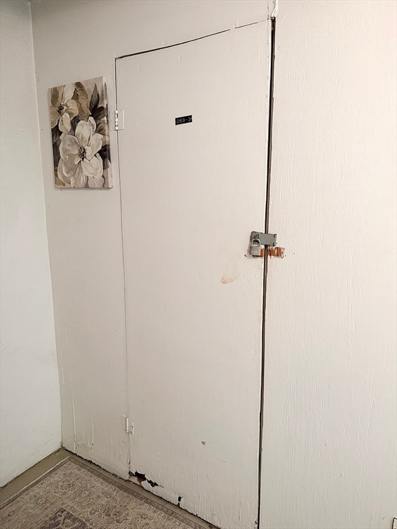 Building Photo - 269 Lake St