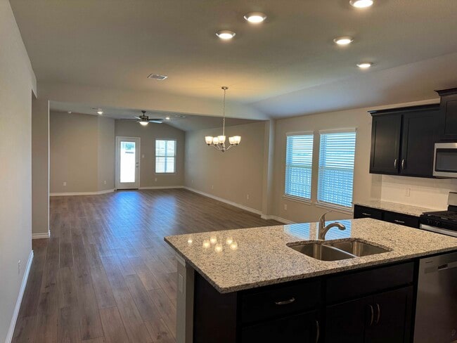 Building Photo - 1179 Kennesaw Dr