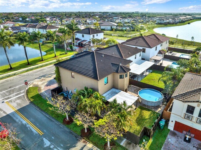 Building Photo - 10420 SW 229th Ln