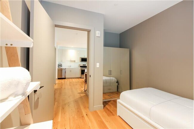 Building Photo - 448 K St NW
