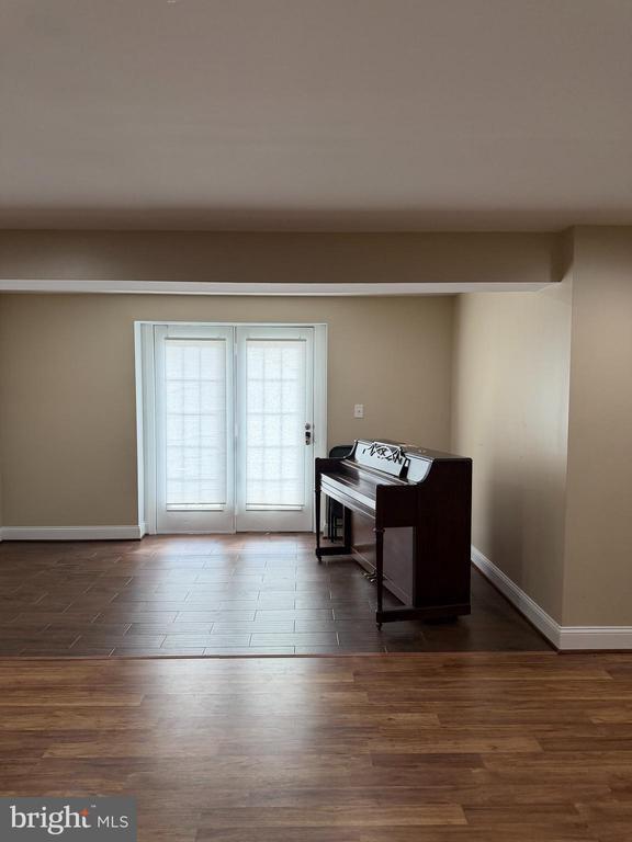 Building Photo - 13580 Den Hollow Ct