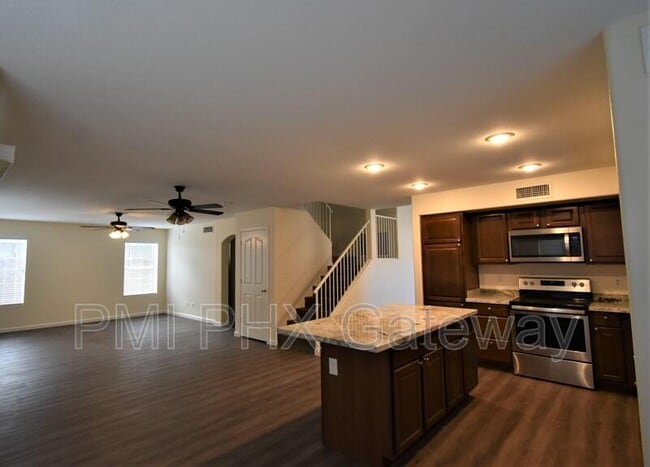Building Photo - 1783 W Springfield Way