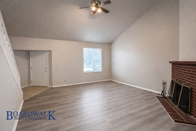 Building Photo - Awesome 3 Bedroom in Salt Lake City!