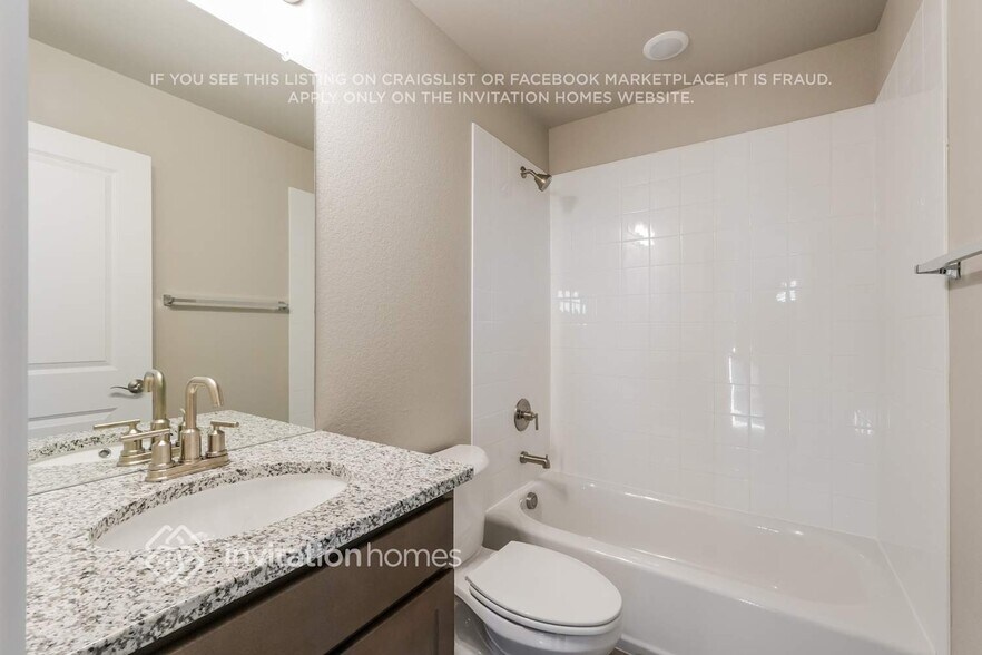 Building Photo - 11731 Mission Peak Pl