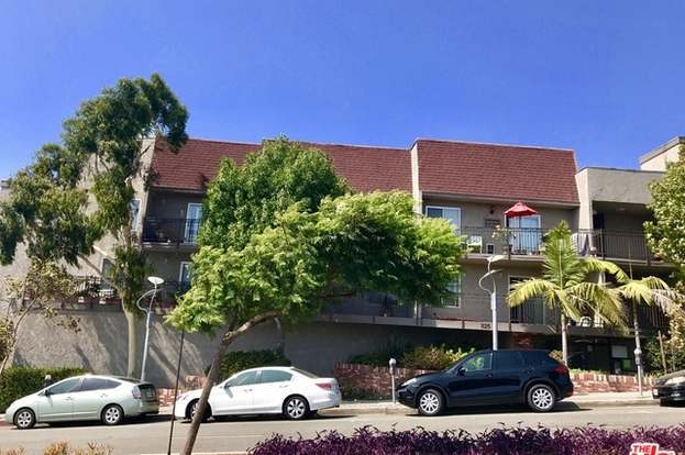 Building Photo - 1125 Pico Blvd