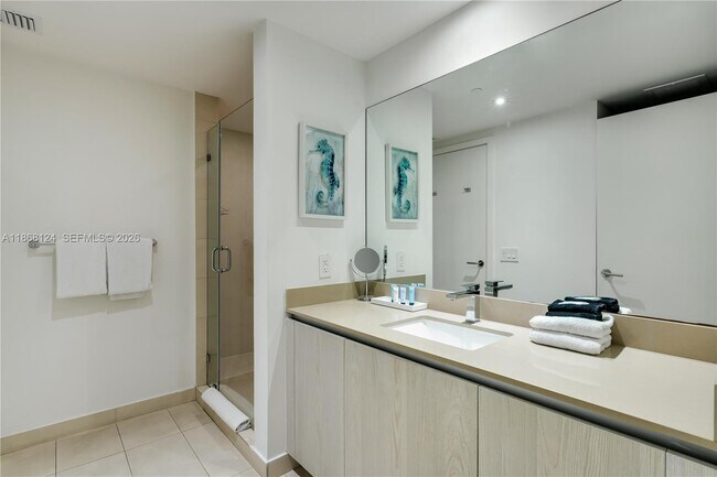 Building Photo - 4111 S Ocean Dr