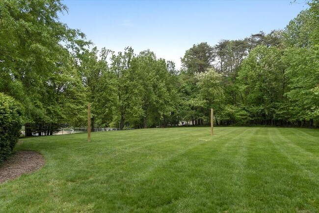 Building Photo - 11403 Bronzedale Dr